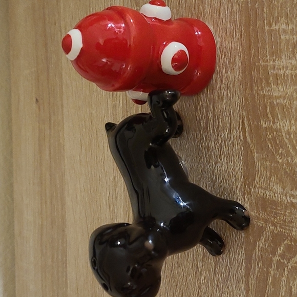 PÌER ONE Salt and Pepper Shakers - Picture 4 of 4